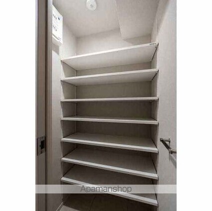 東京都新宿区早稲田町[3LDK/50.24m2]の内装