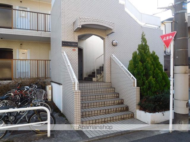 アーバンフラッツ高円寺の玄関写真