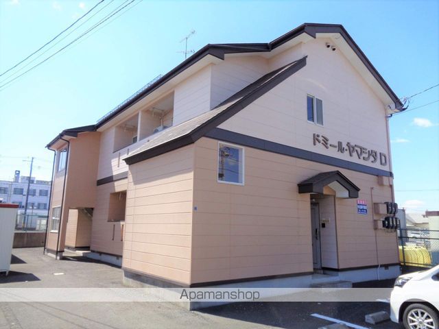 ドミールヤマシタD棟の外観写真