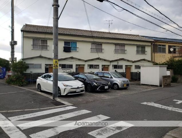 和歌山市神前のアパートの外観1