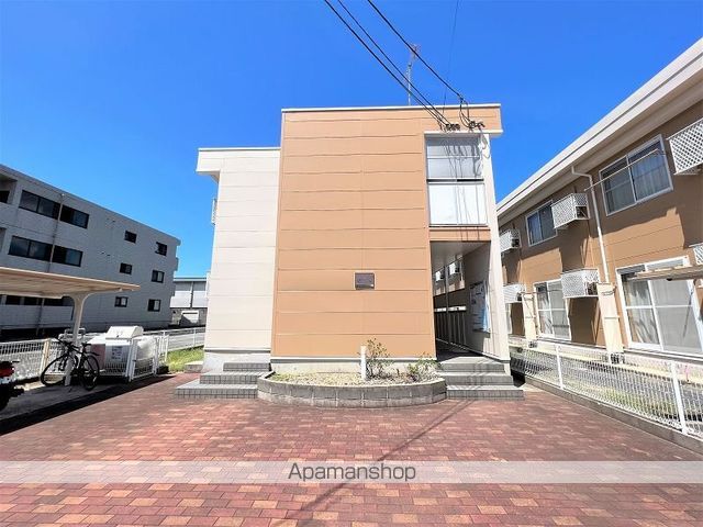 レオパレスエスポワールIIの外観写真