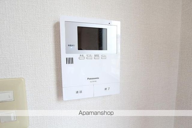 QUA21の内装写真