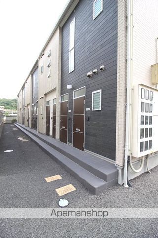 パシフィコ C棟の玄関写真