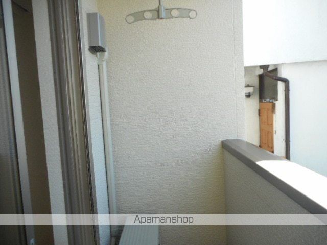 ADDRESS 211の内装写真