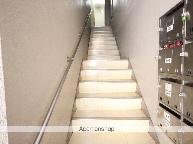 ホーメスト山根の玄関写真