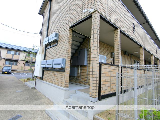 モナリエ砂田IIの玄関写真