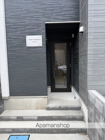 WISE TERRACE 西大宮の玄関写真