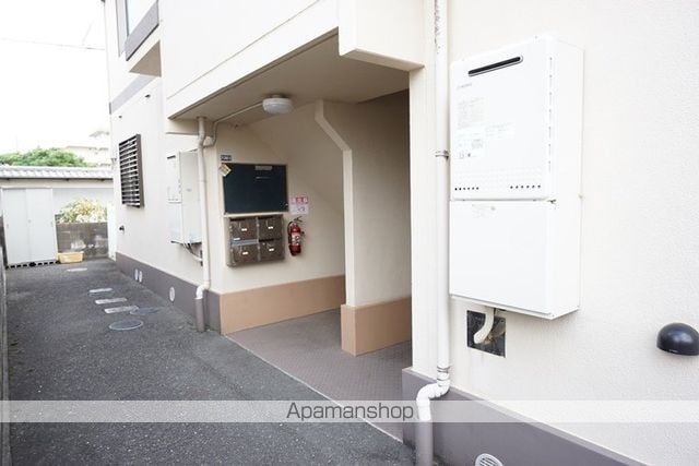 プリマヴェーラFの玄関写真
