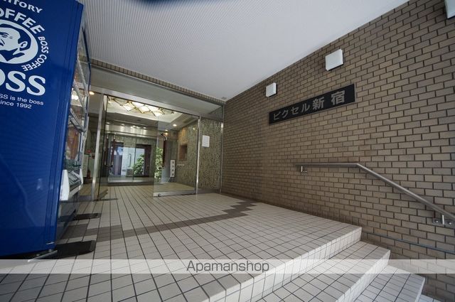 ビクセル新宿の玄関写真