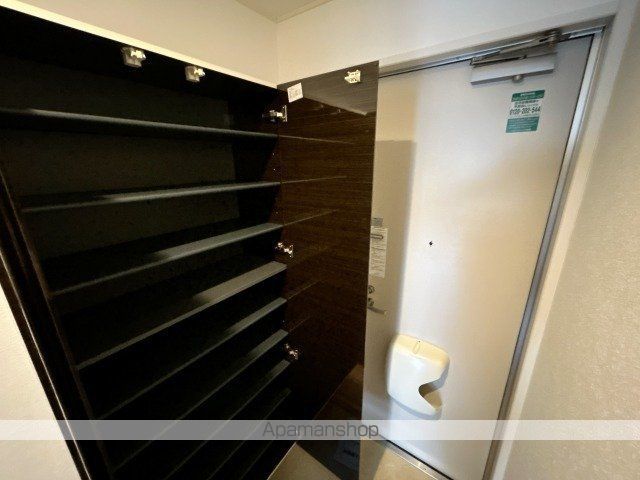 エメラルドの内装写真