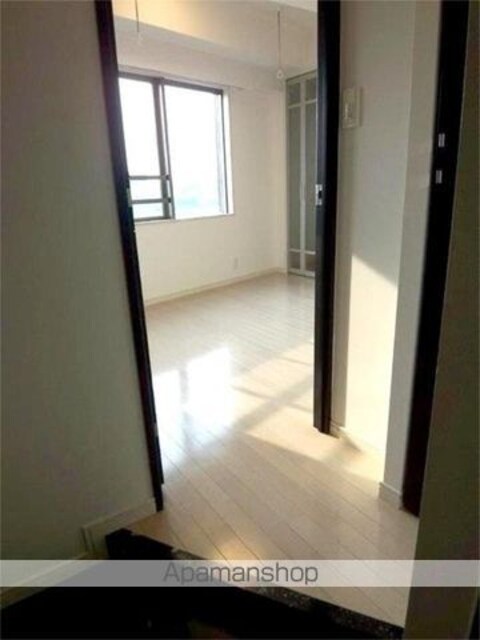 ステージファースト三軒茶屋アジールコートＩＩ[1R/21.17m2]の玄関