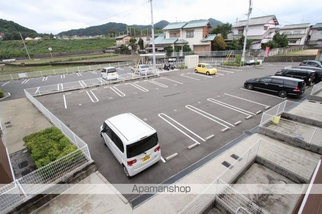 アルドーレ・カーサ　ナカヤマ[2LDK/54.85m2]の駐車場