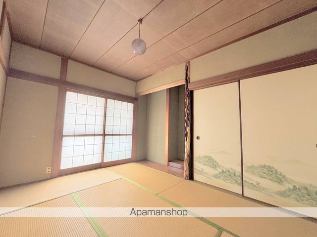 浜町1丁目戸建ての内装写真