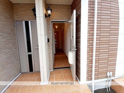 レジデンス神明弐番館[1R/32.9m2]の玄関