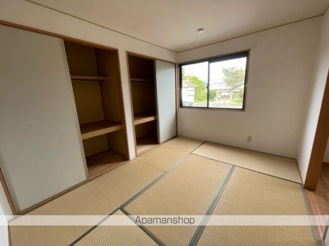 アヴニールKの内装写真