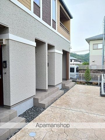 M・シャルマンローズGの玄関写真