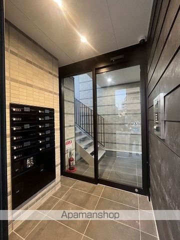 ステラ英賀保の玄関写真