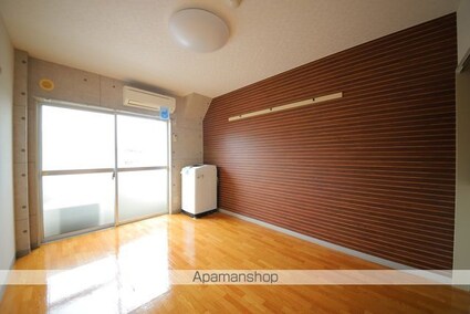 グランドール堀口１[1R/17.41m2]のリビング・居間