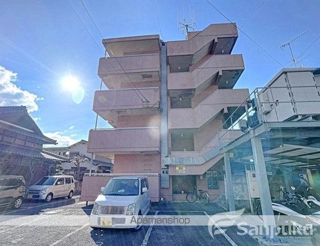 清香マンションの外観写真
