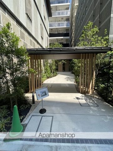 パークアクシス市川の玄関写真