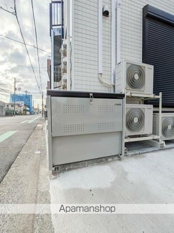 BLUEBIRD HOUSINGの内装写真