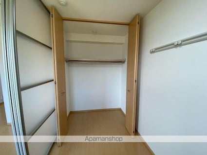 ユイマールガーデンⅢ[1LDK/35.1m2]の収納