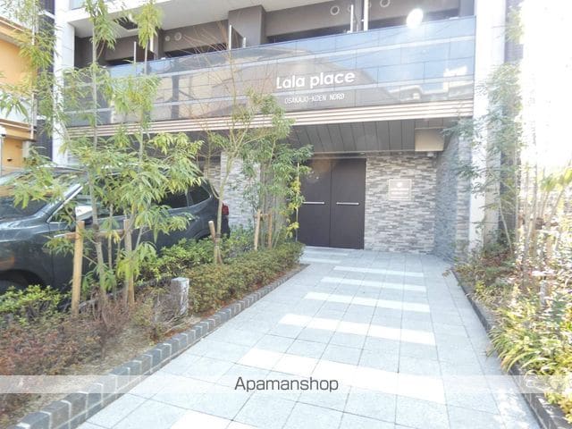 ララプレイス大阪城公園ノルドの玄関写真