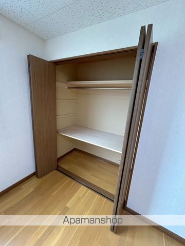 パリティーの内装写真
