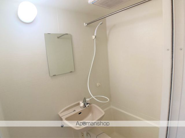 レオパレスコンパル唐湊 弐番館の内装写真