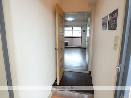 ジュネス堅田[1LDK/39.68m2]の玄関