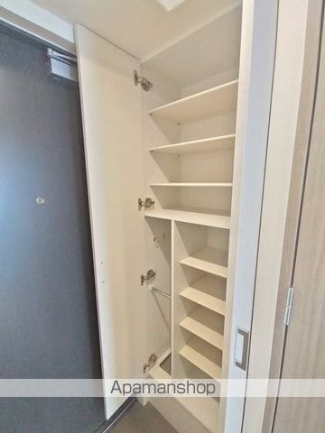 スプランディッド新大阪WESTの内装写真