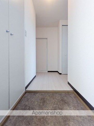 エクセル岸[3K/50.7m2]の玄関