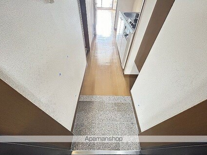 広島県広島市南区金屋町[1K/29.94m2]の玄関