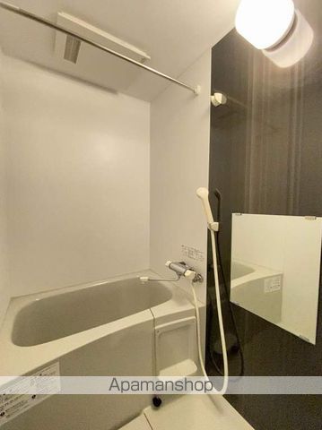 クレイノルナ ルミエール三郷の内装写真