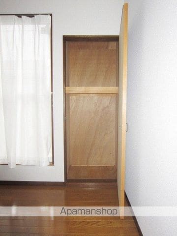 ハイクオリティ三輪の内装写真