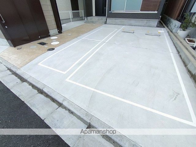 GRAND FORTの玄関写真