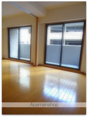 リーガル江戸堀の内装写真