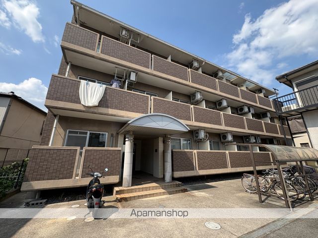 シャトレヴェールIIの外観写真
