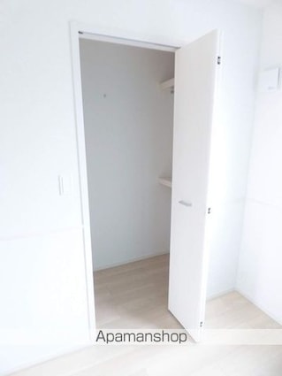 ケリーヒルズ[1LDK/50.01m2]の収納