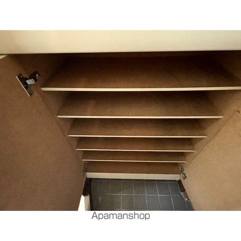 フロンティアIC棟の内装写真