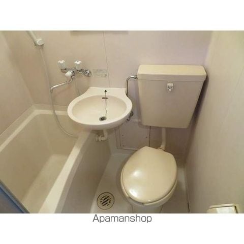 エレガンス綾瀬5の内装写真