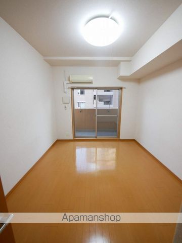 オーキッドレジデンス塚本の内装写真