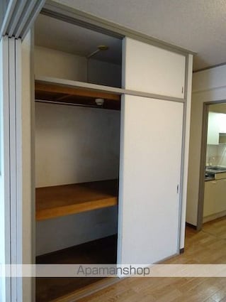 ロイヤルヒルズ銀杏町[1DK/24.9m2]の収納