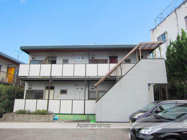 ヴィラ古牧A・B棟の外観写真