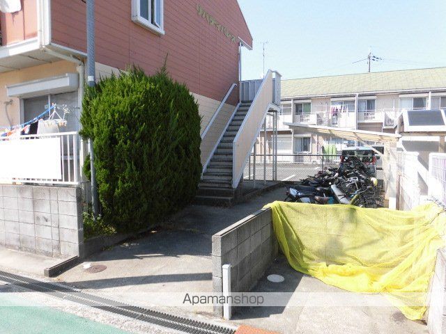 リバティパレスの玄関写真