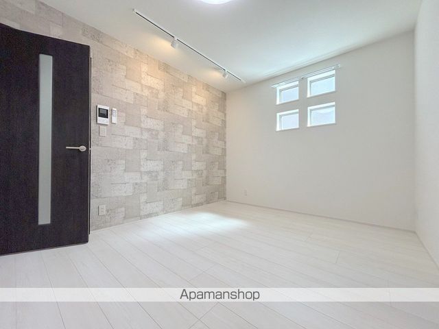 ラフィーネ聖天坂VII番館の内装写真