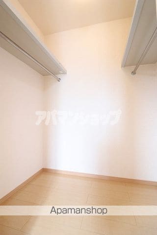 プラムズ・ヴィラの内装写真