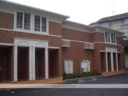 ＣＯＳＭＯＳ（コスモス）[1LDK/45.72m2]の外観2