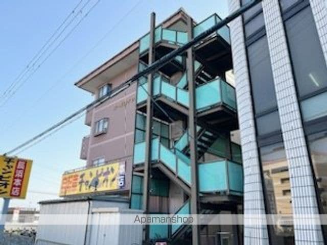 コーポ・ロイヤルの外観写真