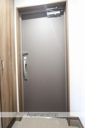 Ｔ・Ｋ　ＴＯＷＥＲ[1K/37m2]の玄関